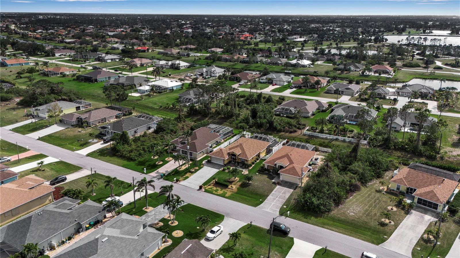 127 JENNIFER DR, ROTONDA WEST, FL, 33947