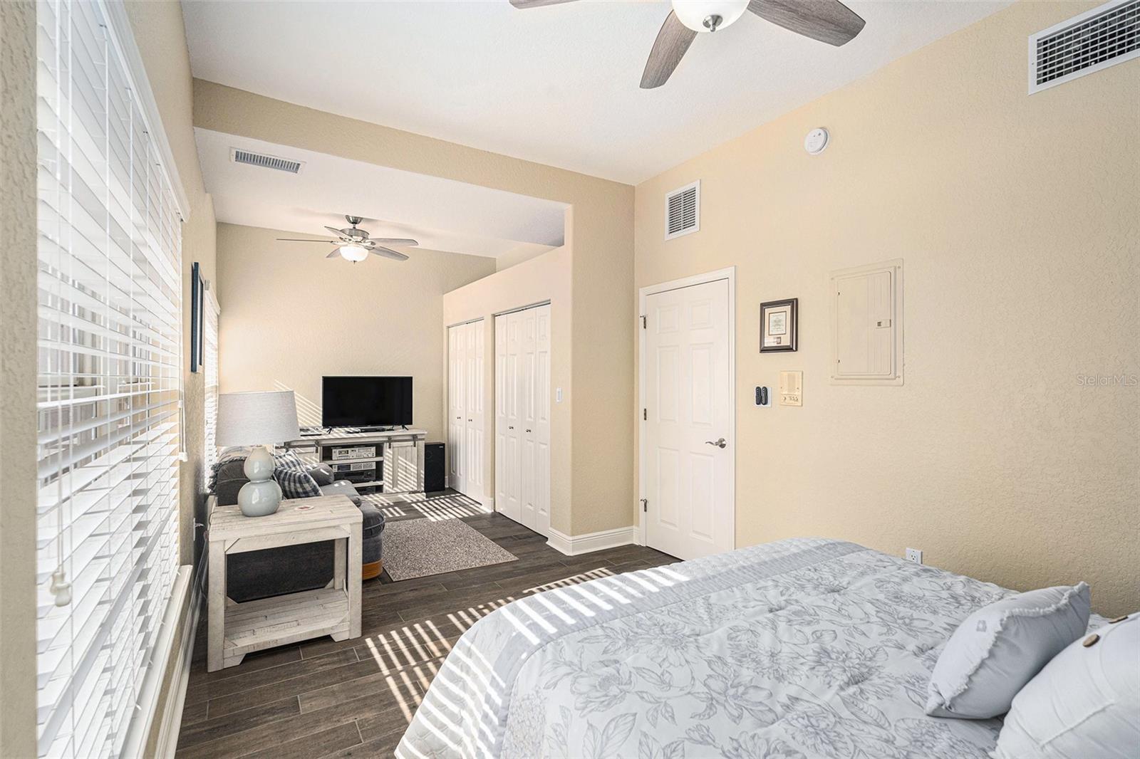 146 175TH TERRACE DR E, REDINGTON SHORES, FL, 33708