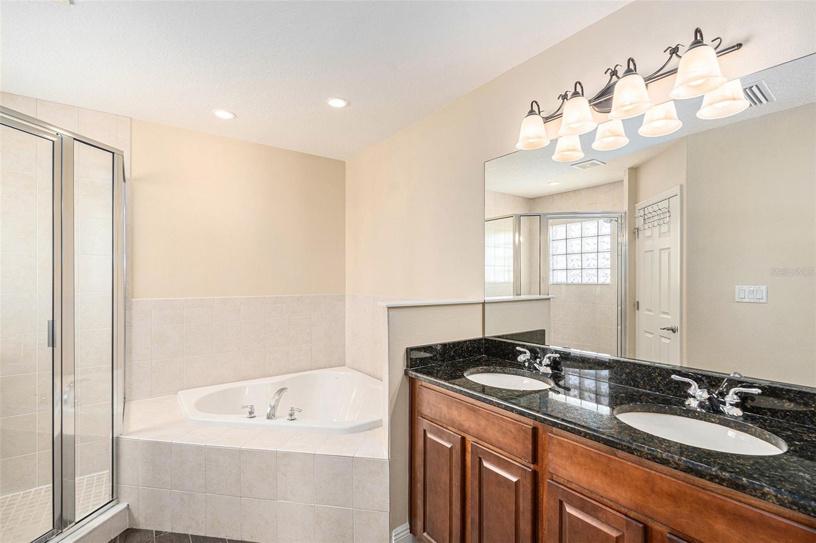 146 175TH TERRACE DR E, REDINGTON SHORES, FL, 33708
