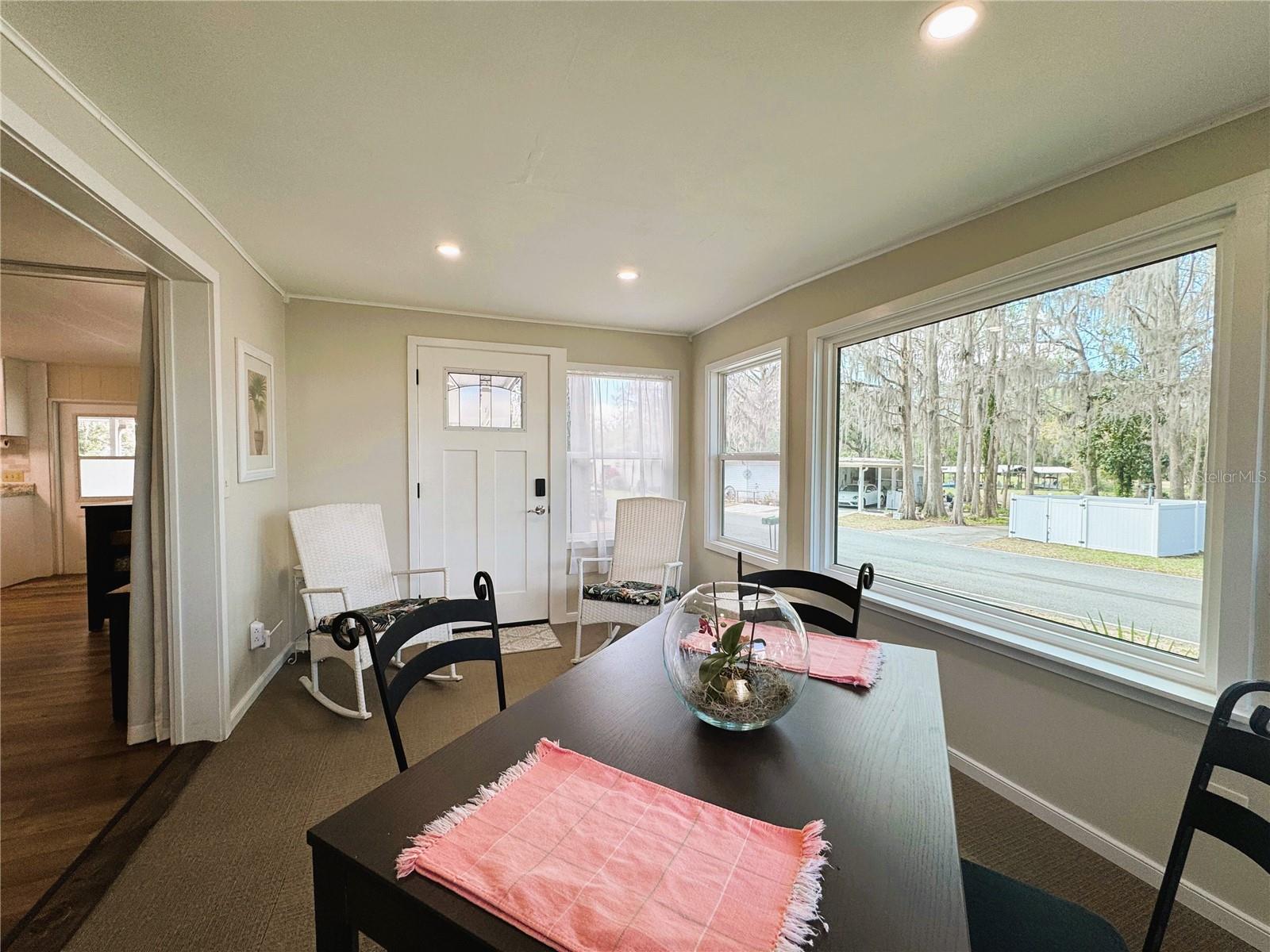 106 ROYAL PALM DR, LEESBURG, FL, 34748