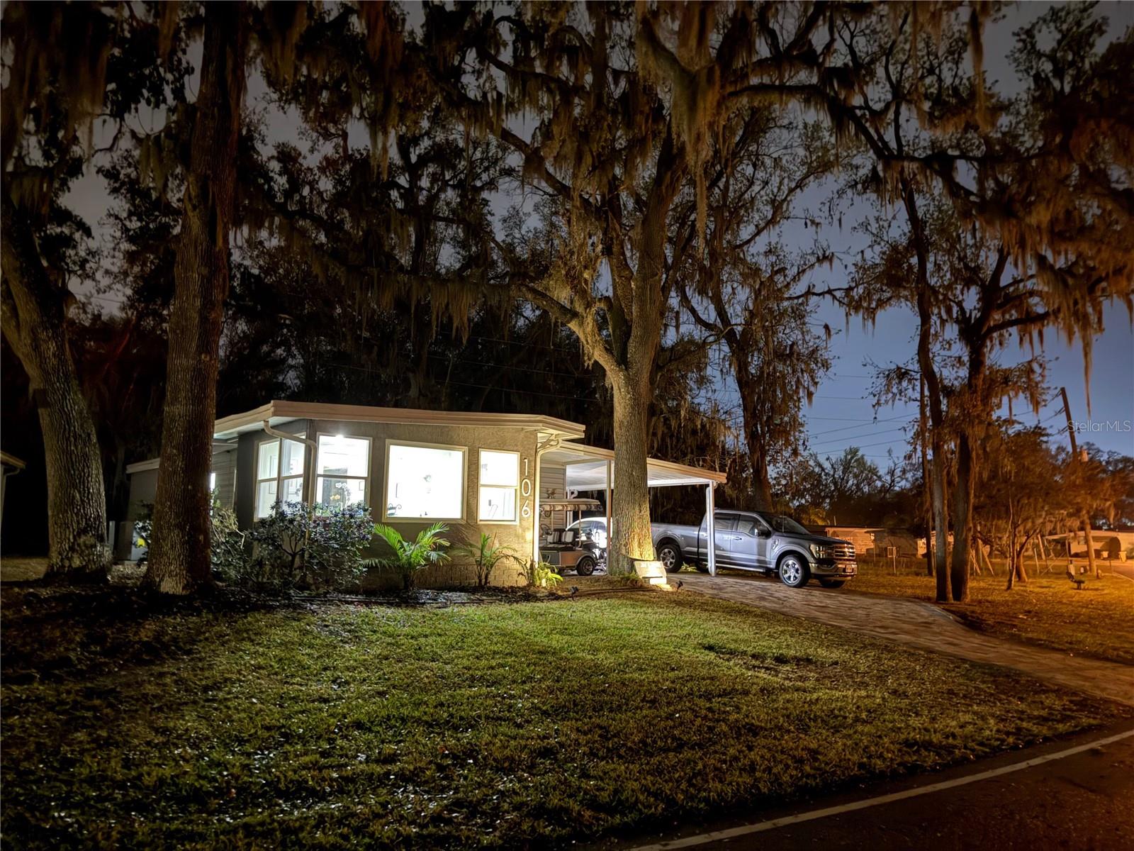 106 ROYAL PALM DR, LEESBURG, FL, 34748