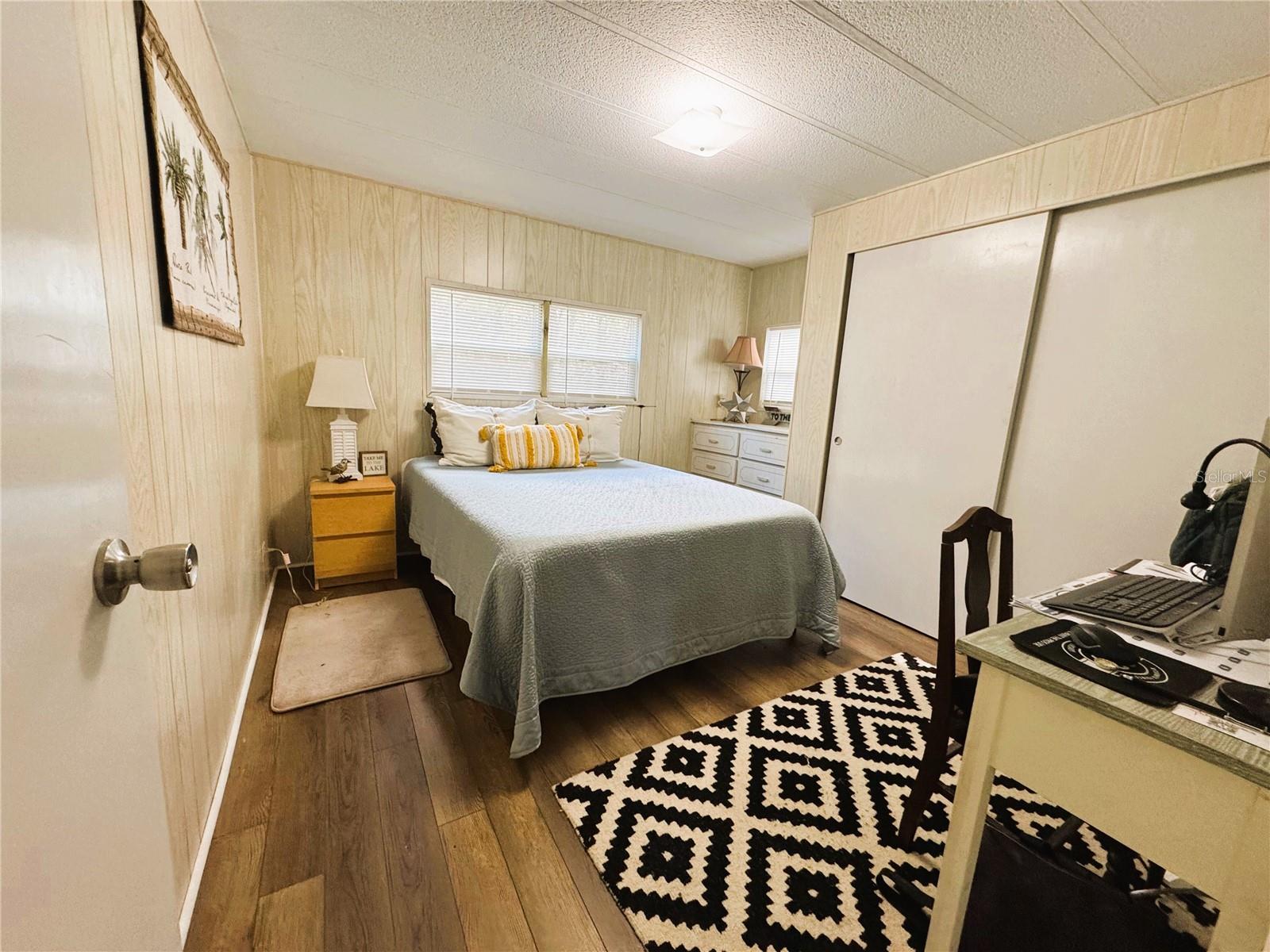 106 ROYAL PALM DR, LEESBURG, FL, 34748