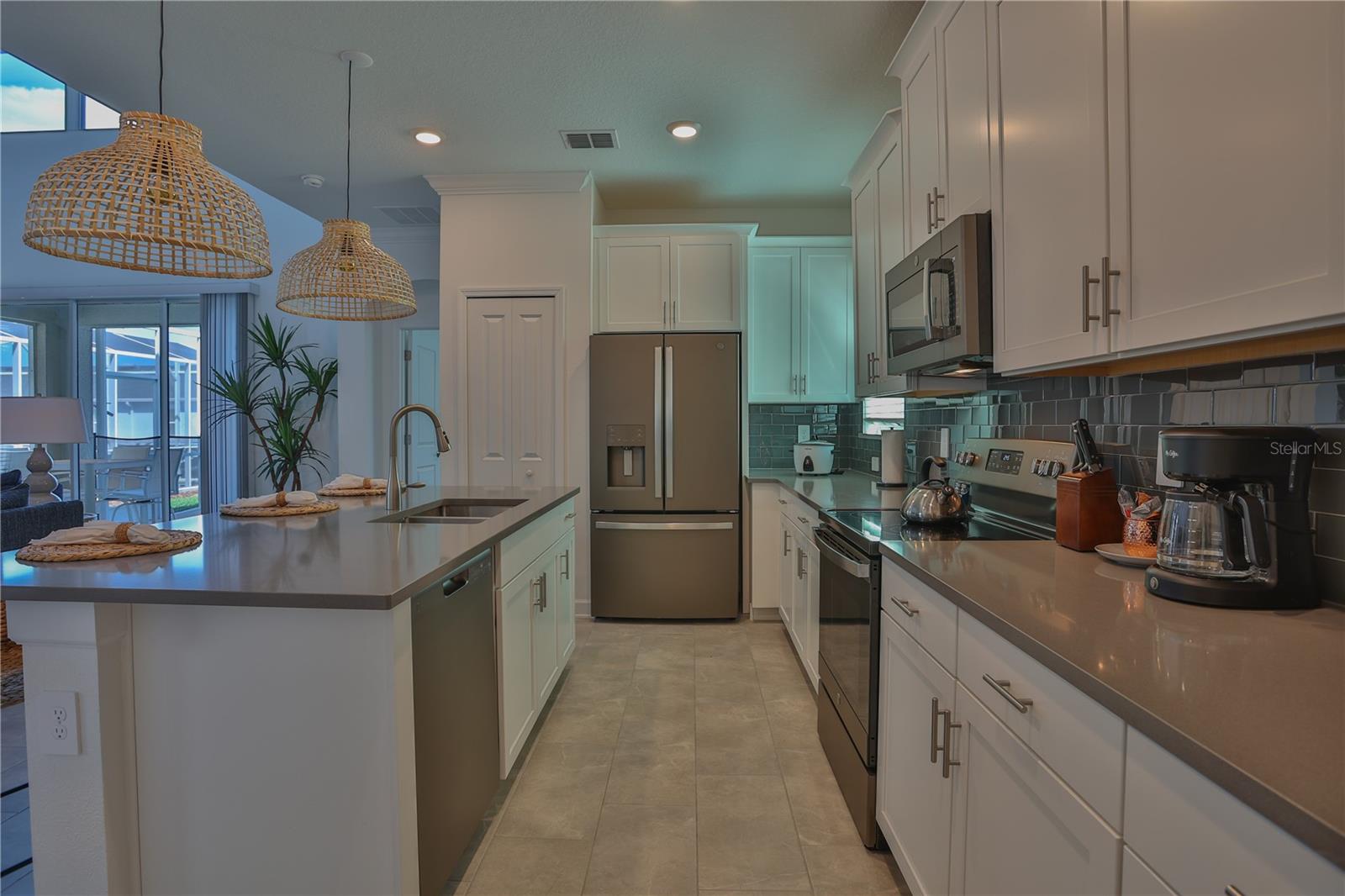 9115 SOMMERSET HILLS DR, DAVENPORT, FL, 33896