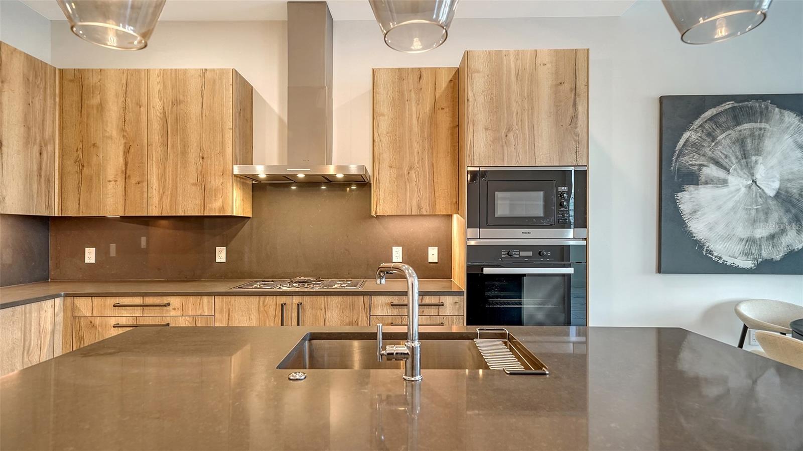 33 S PALM AVE #0804, SARASOTA, FL, 34236