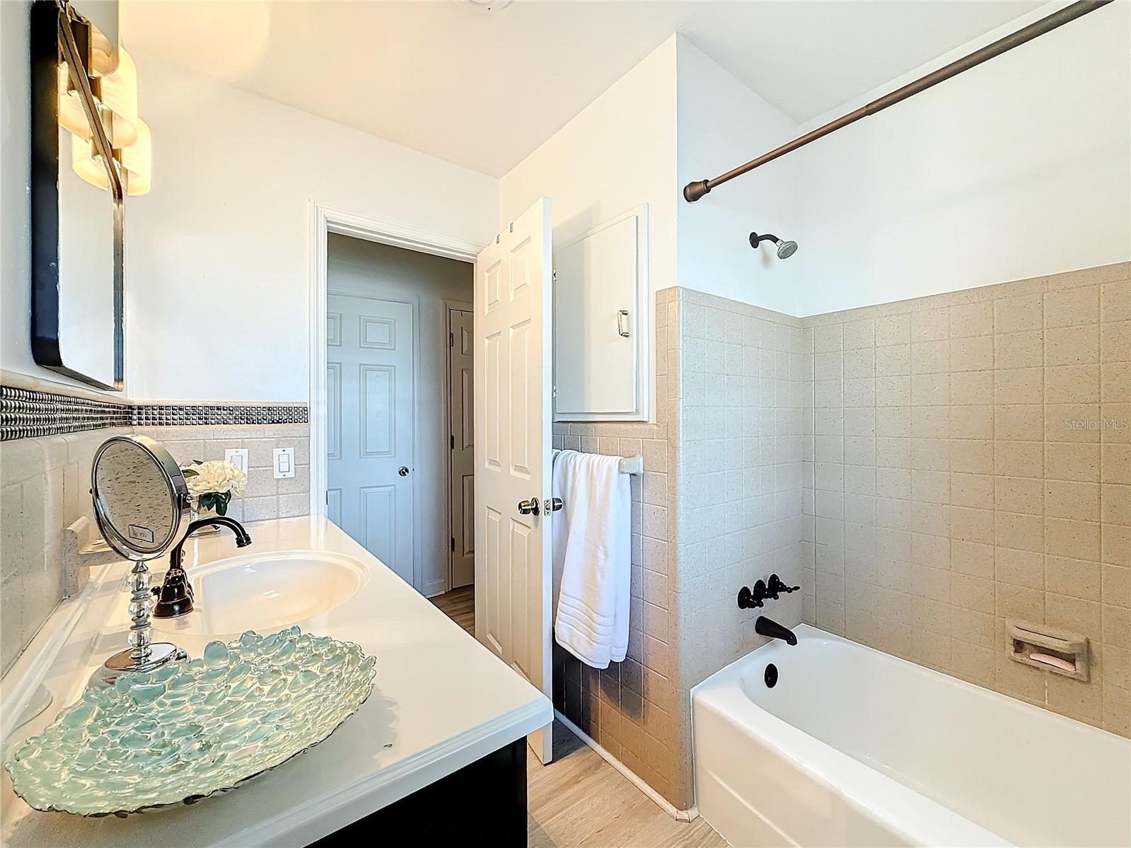 4100 NARVAREZ WAY S, ST PETERSBURG, FL, 33712