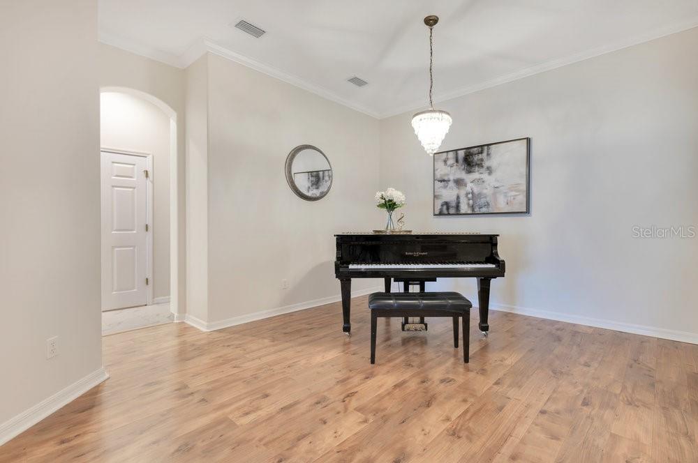 8209 TIVOLI DR, ORLANDO, FL, 32836