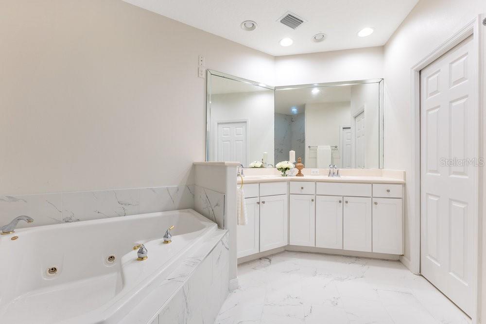 8209 TIVOLI DR, ORLANDO, FL, 32836