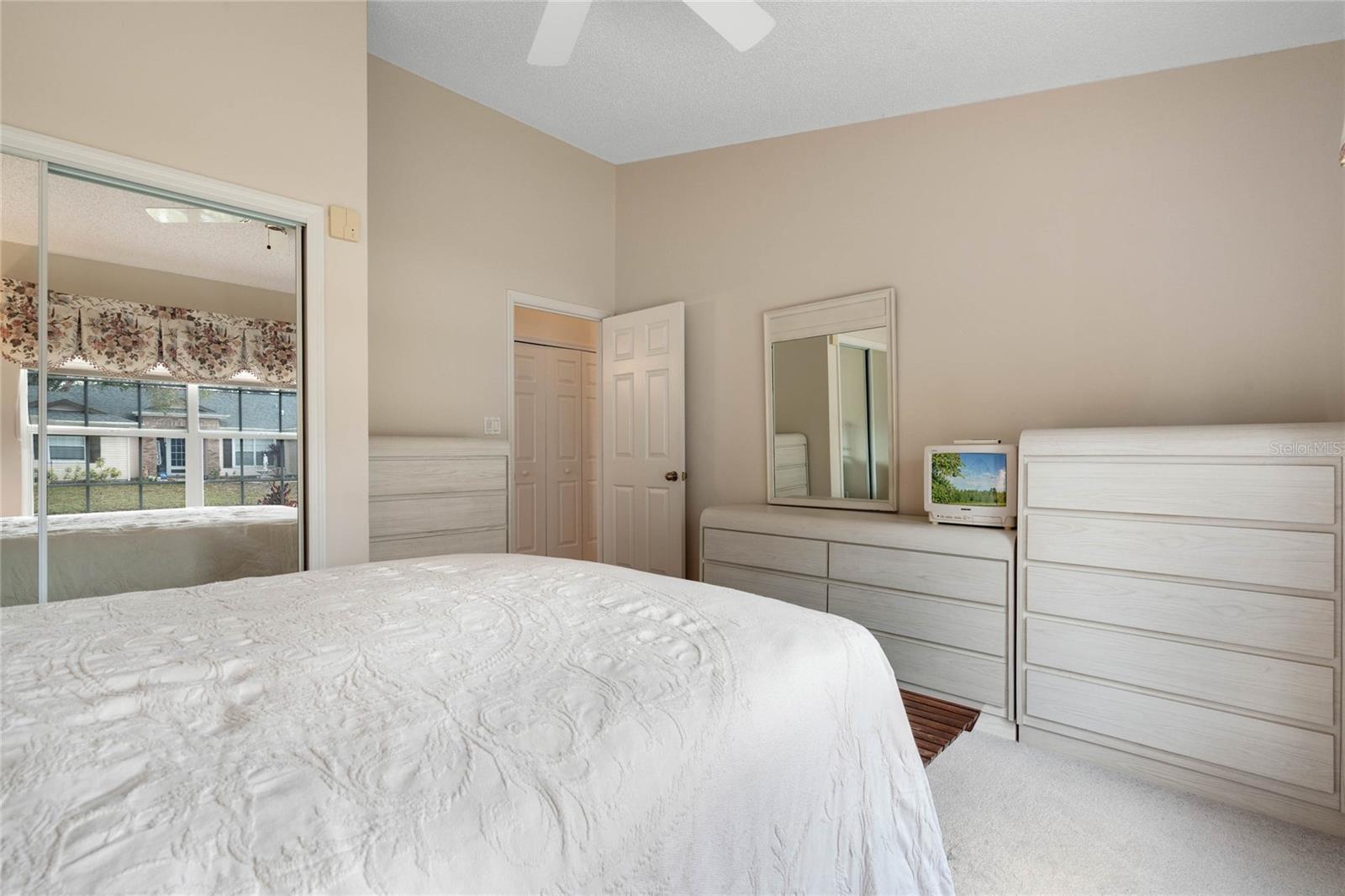 25274 LOST OAK CIR, LEESBURG, FL, 34748