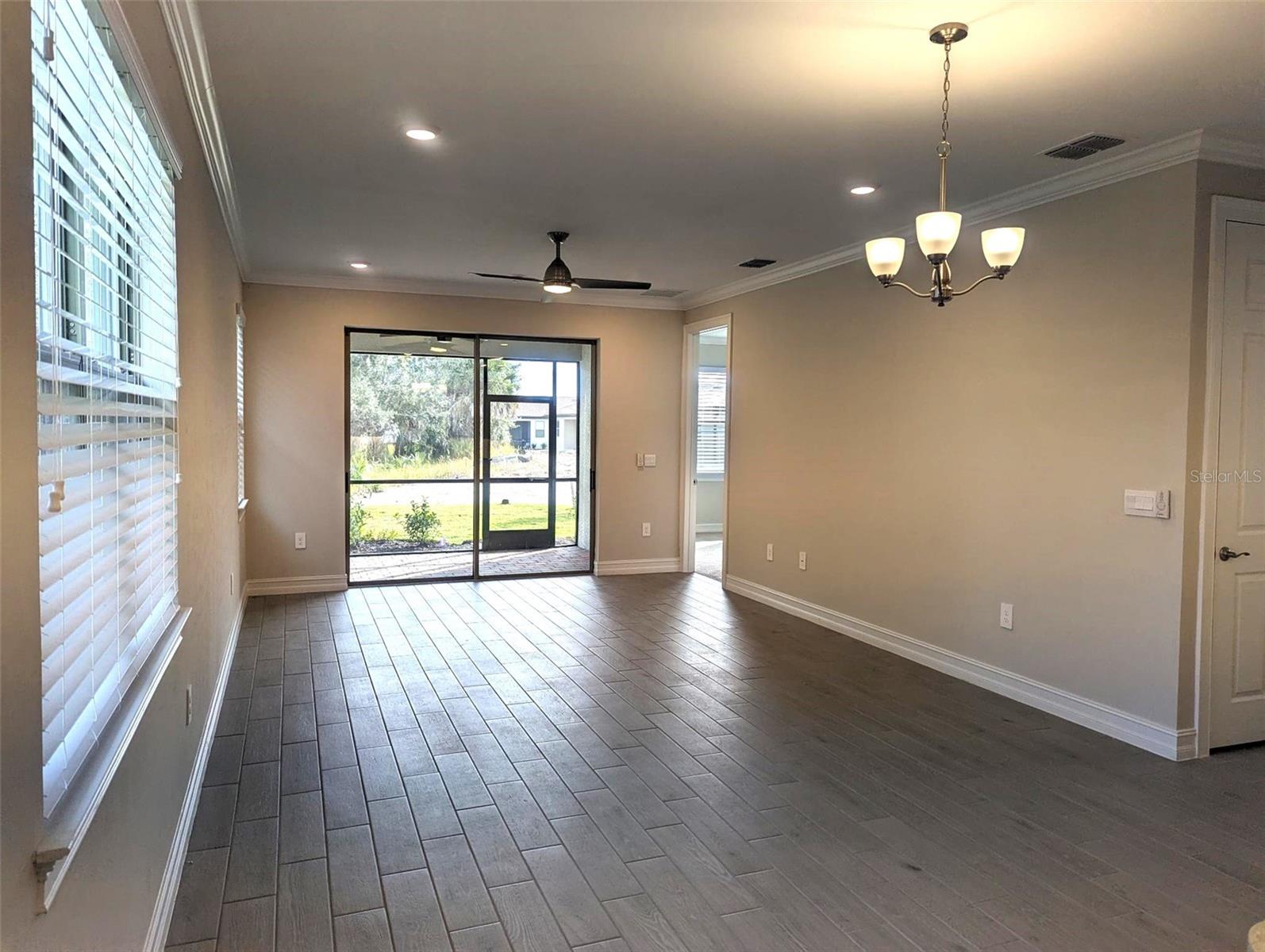 700 MARAVIYA BLVD, NOKOMIS, FL, 34275