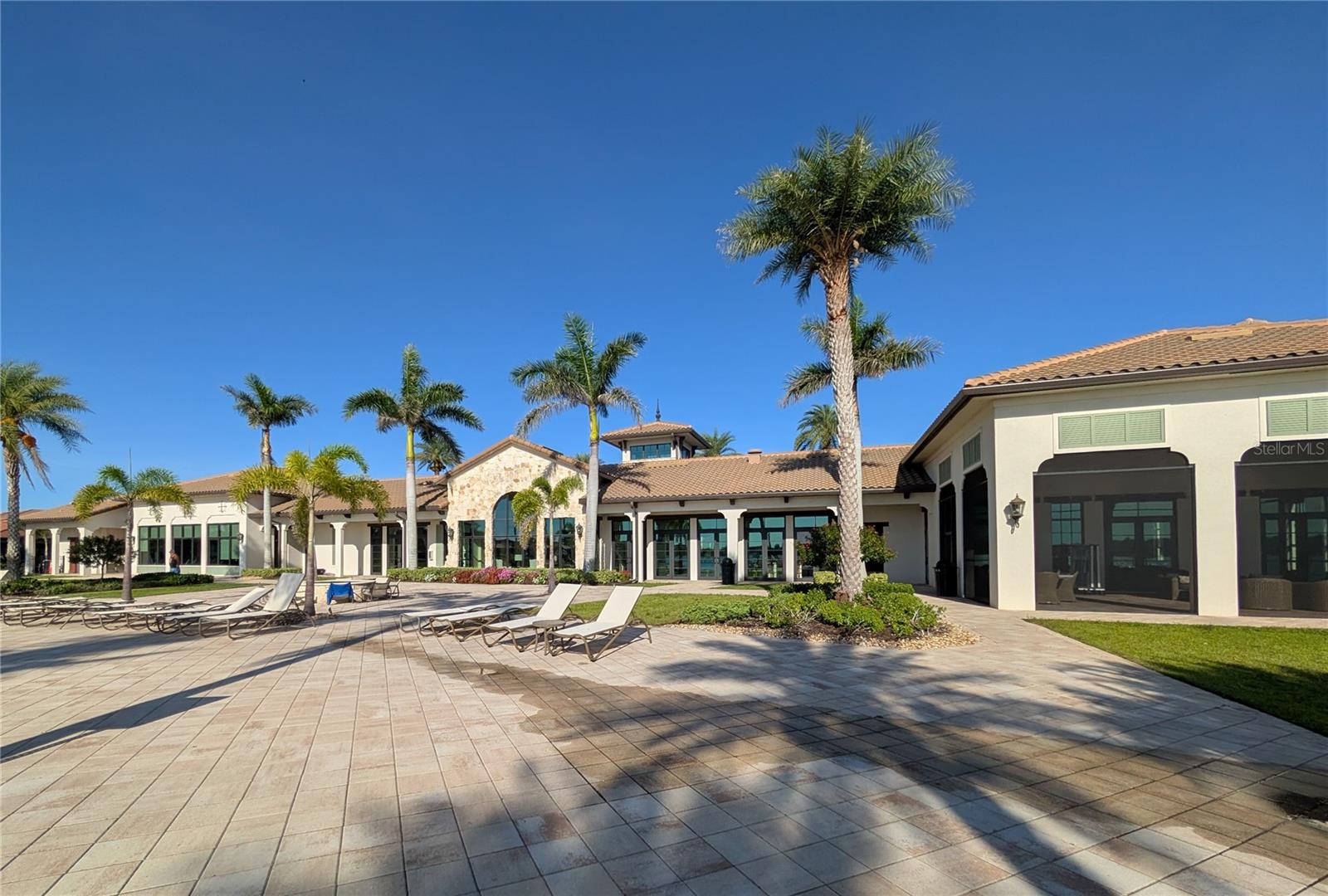 700 MARAVIYA BLVD, NOKOMIS, FL, 34275