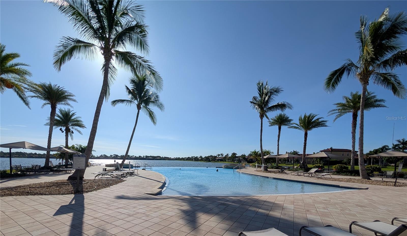 700 MARAVIYA BLVD, NOKOMIS, FL, 34275