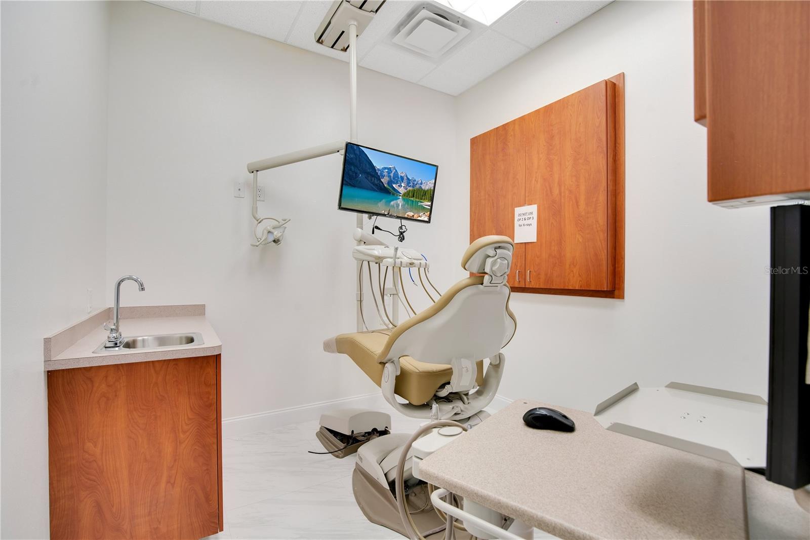 1221 W FAIRBANKS AVE, ORLANDO, FL, 32804