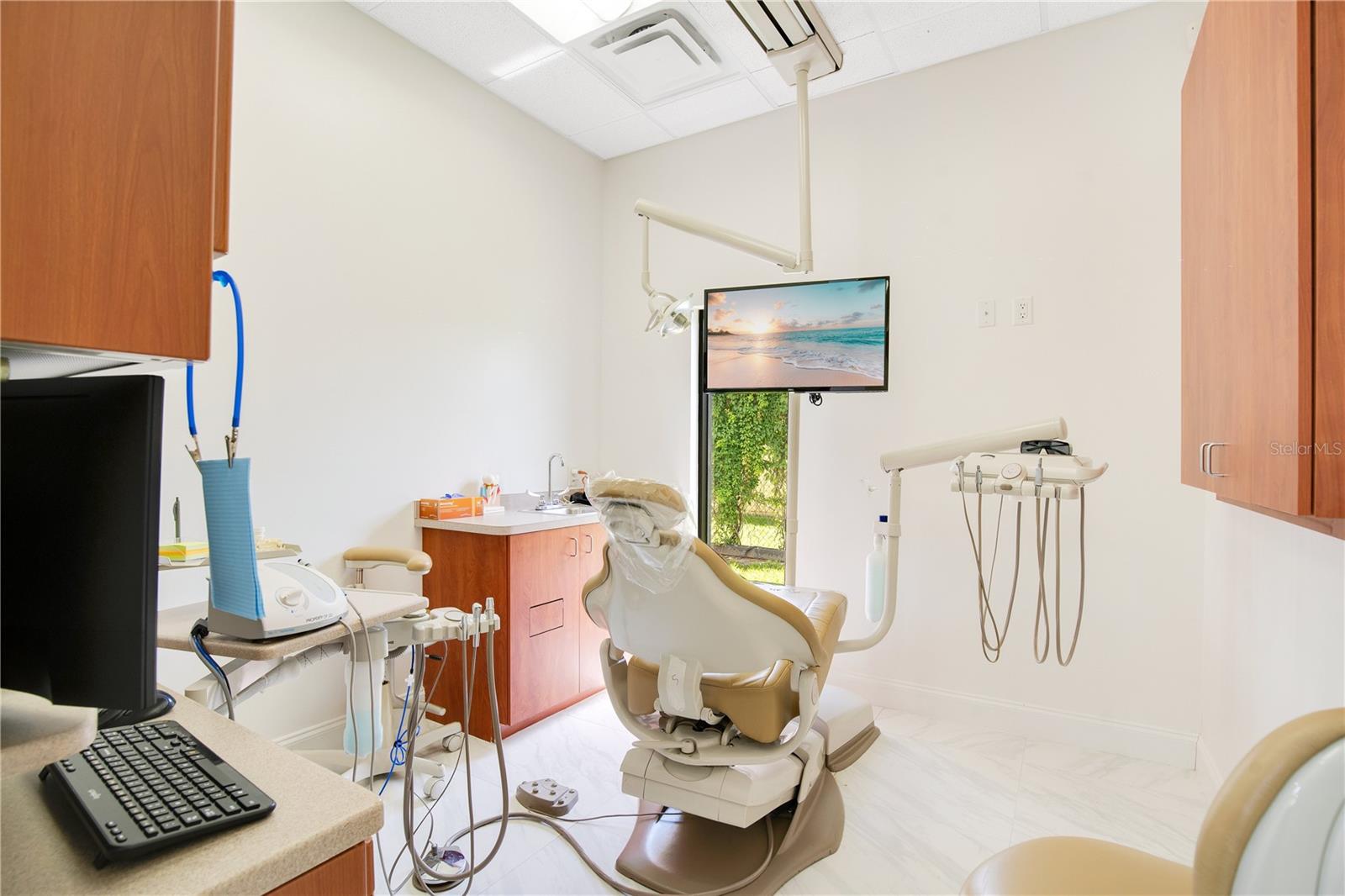 1221 W FAIRBANKS AVE, ORLANDO, FL, 32804