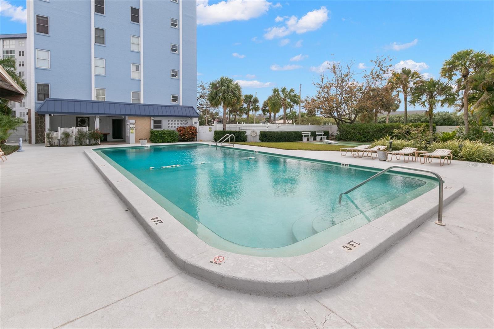4939 FLORAMAR TER #208, NEW PORT RICHEY, FL, 34652