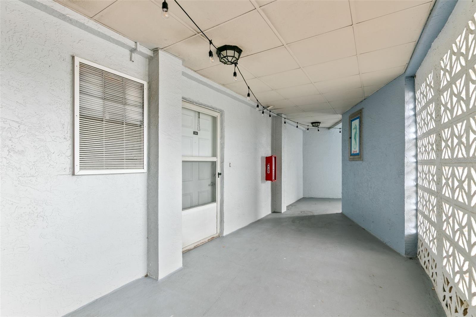 4939 FLORAMAR TER #208, NEW PORT RICHEY, FL, 34652