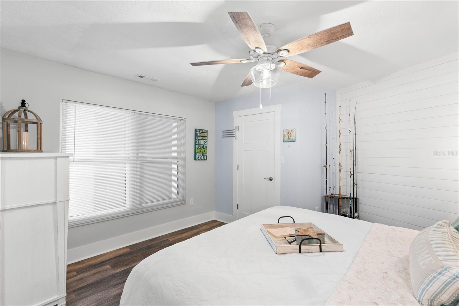 4939 FLORAMAR TER #208, NEW PORT RICHEY, FL, 34652