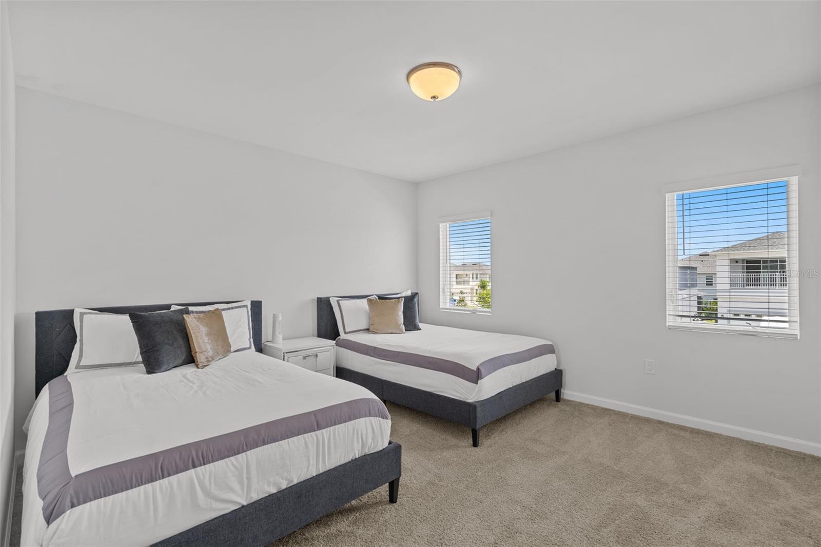 194 GOLDEN NOBLE ST, DAVENPORT, FL, 33897