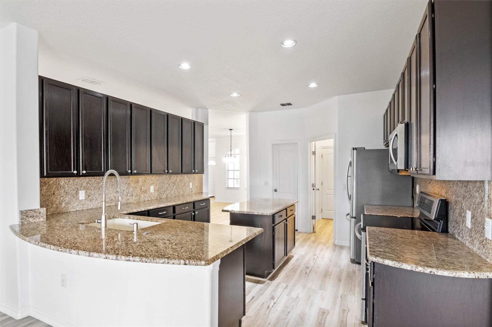 113 GRAND RESERVE CT, DAVENPORT, FL, 33837