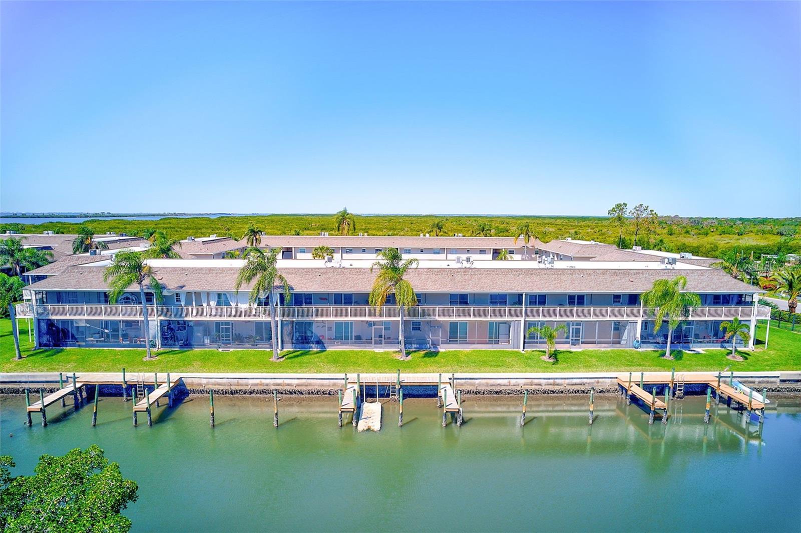 8810 BAY POINTE DR #B209, TAMPA, FL, 33615