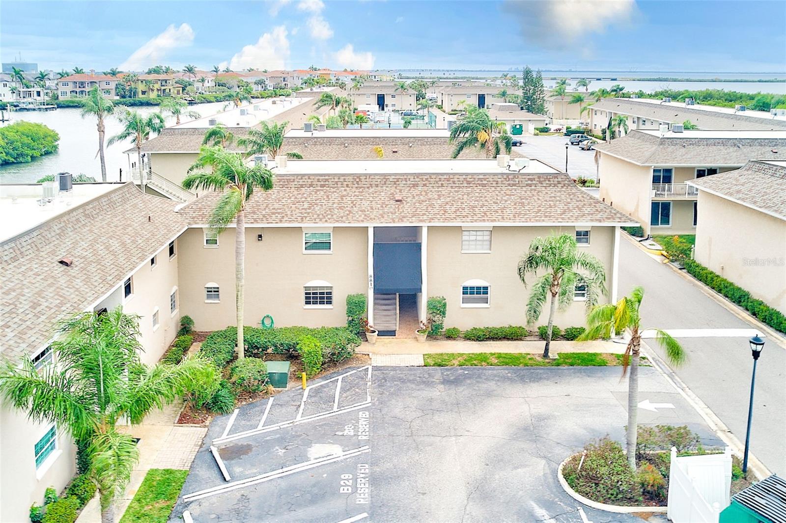 8810 BAY POINTE DR #B209, TAMPA, FL, 33615