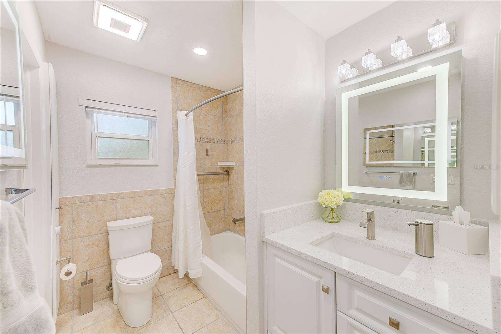 8810 BAY POINTE DR #B209, TAMPA, FL, 33615