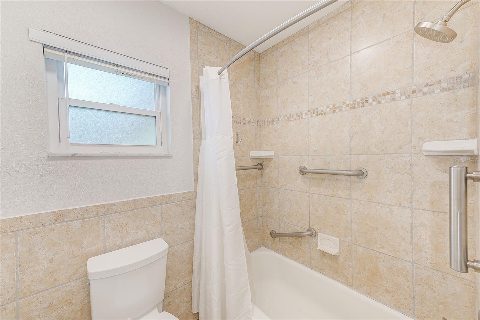 8810 BAY POINTE DR #B209, TAMPA, FL, 33615