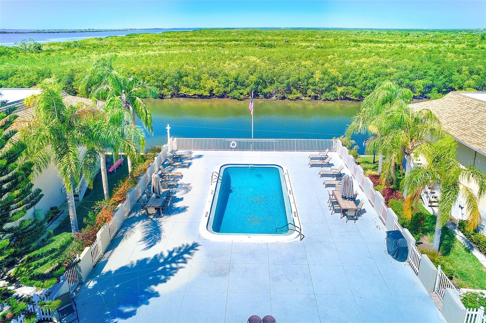 8810 BAY POINTE DR #B209, TAMPA, FL, 33615