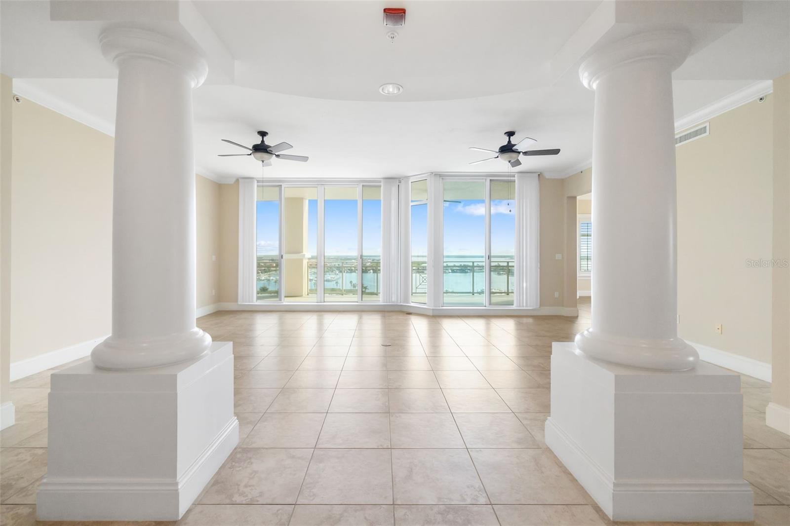 130 RIVIERA DUNES WAY #902, PALMETTO, FL, 34221