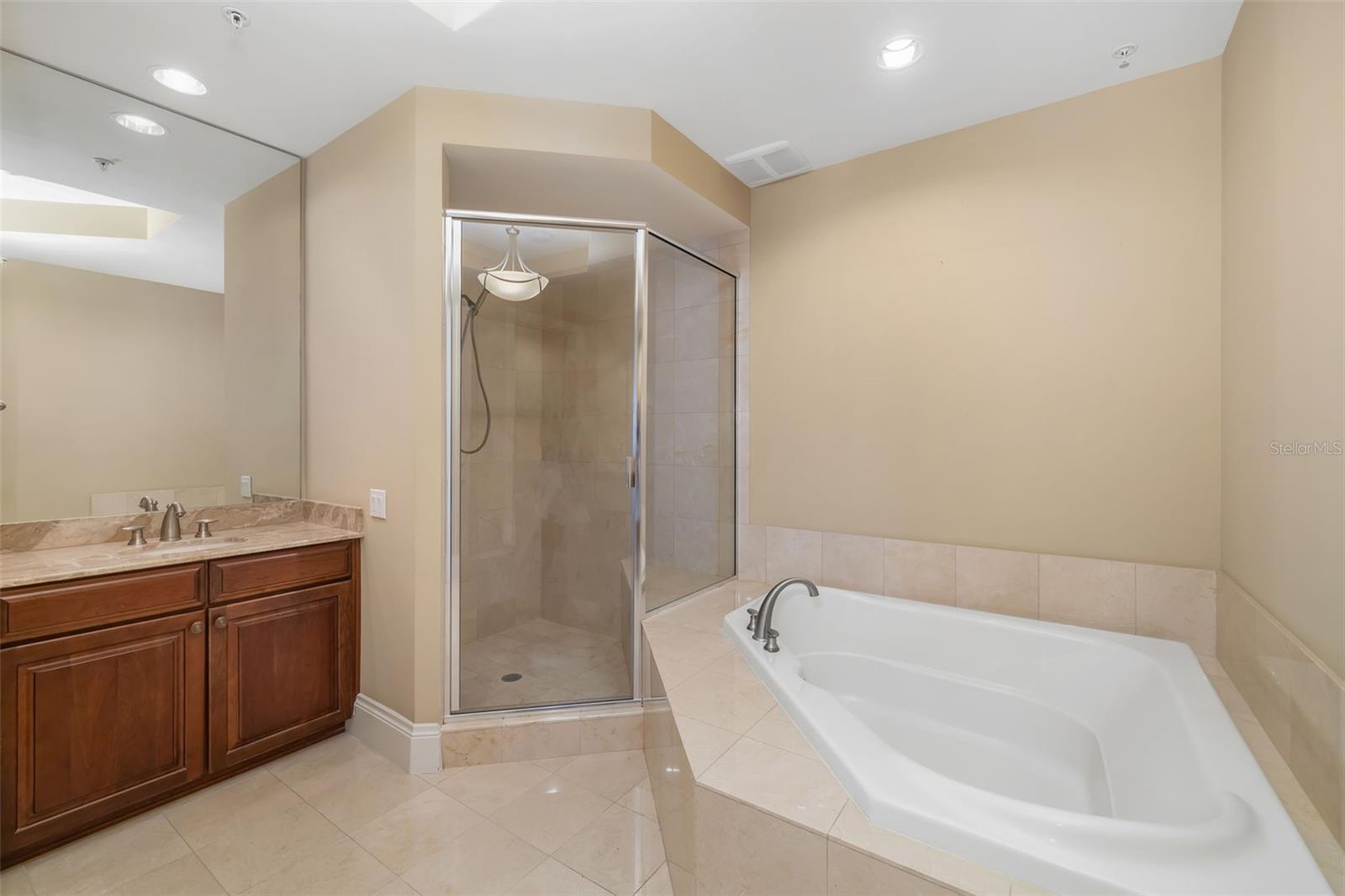 130 RIVIERA DUNES WAY #902, PALMETTO, FL, 34221