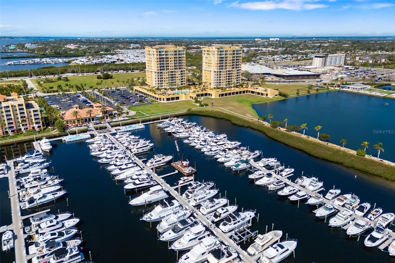 130 RIVIERA DUNES WAY #902, PALMETTO, FL, 34221