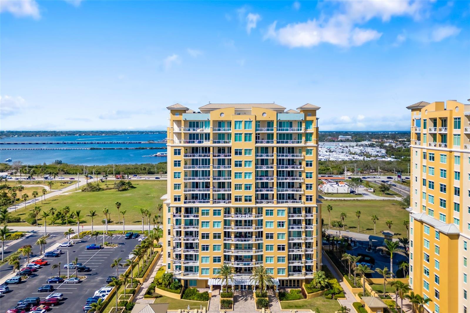 130 RIVIERA DUNES WAY #902, PALMETTO, FL, 34221