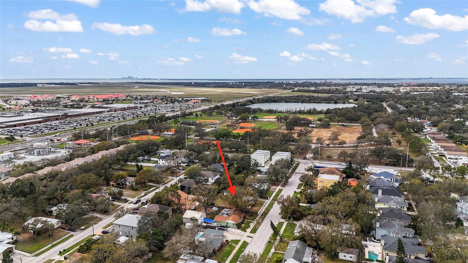 2832 W BAY HAVEN DR, TAMPA, FL, 33611