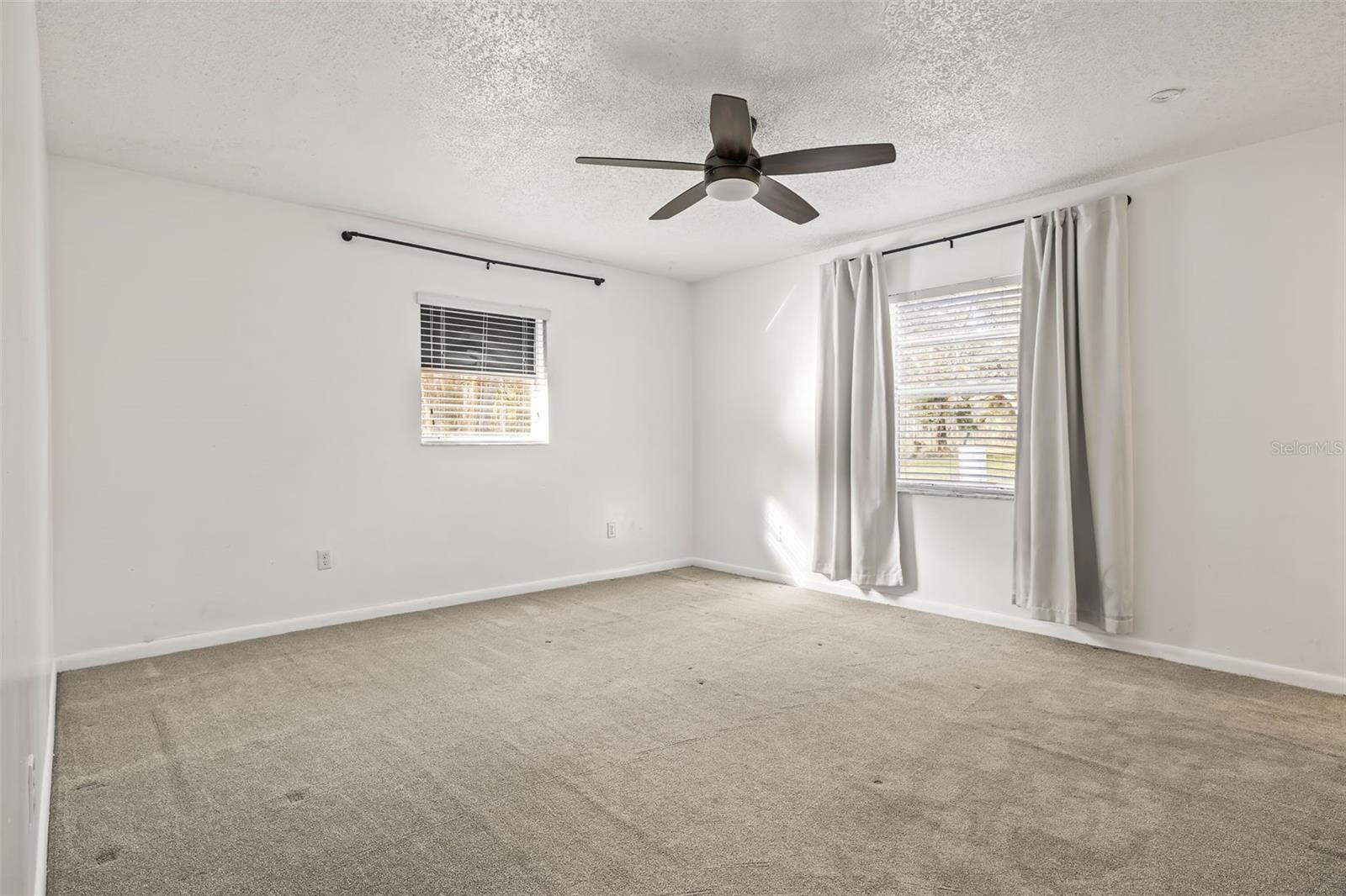 18802 CARR DR, LUTZ, FL, 33559