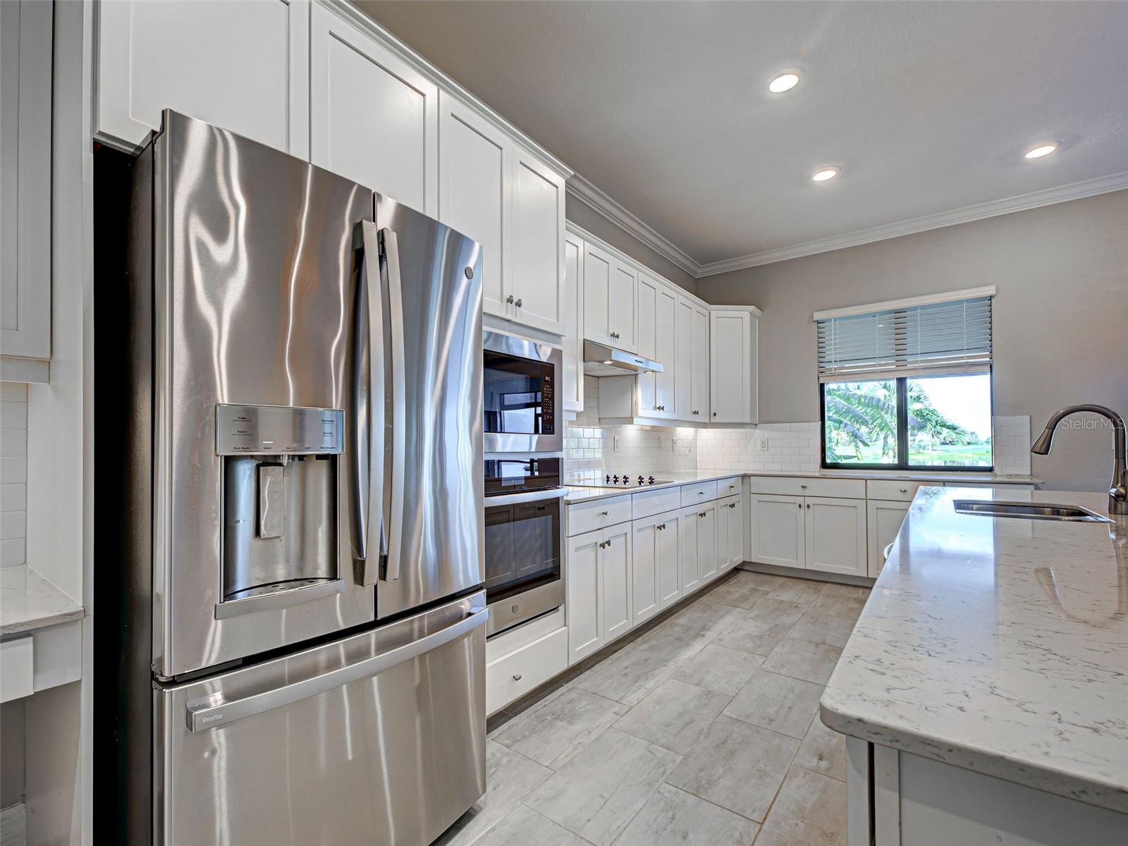 23415 WAVERLY CIR, VENICE, FL, 34293