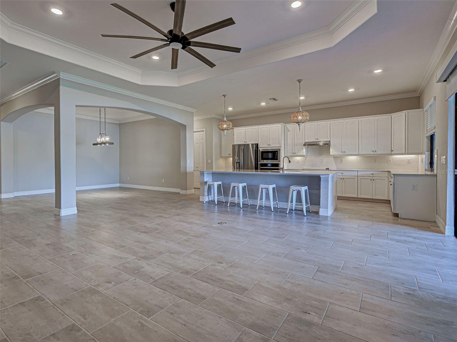 23415 WAVERLY CIR, VENICE, FL, 34293