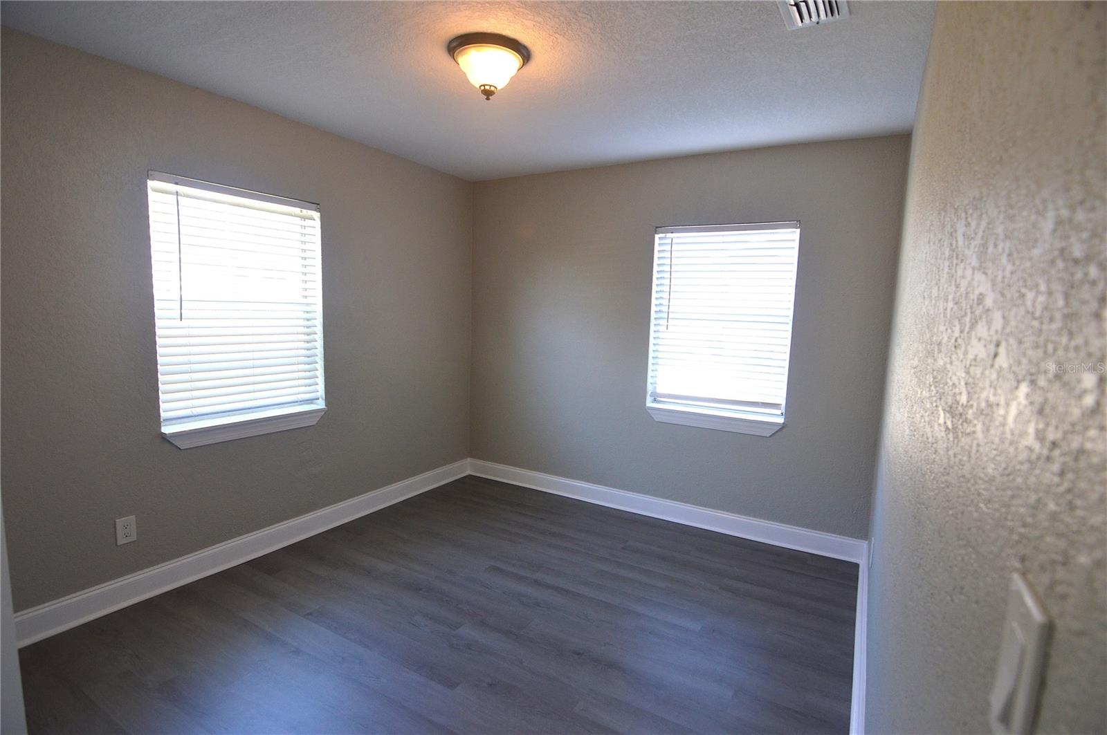 13728 1ST ST, DADE CITY, FL, 33525