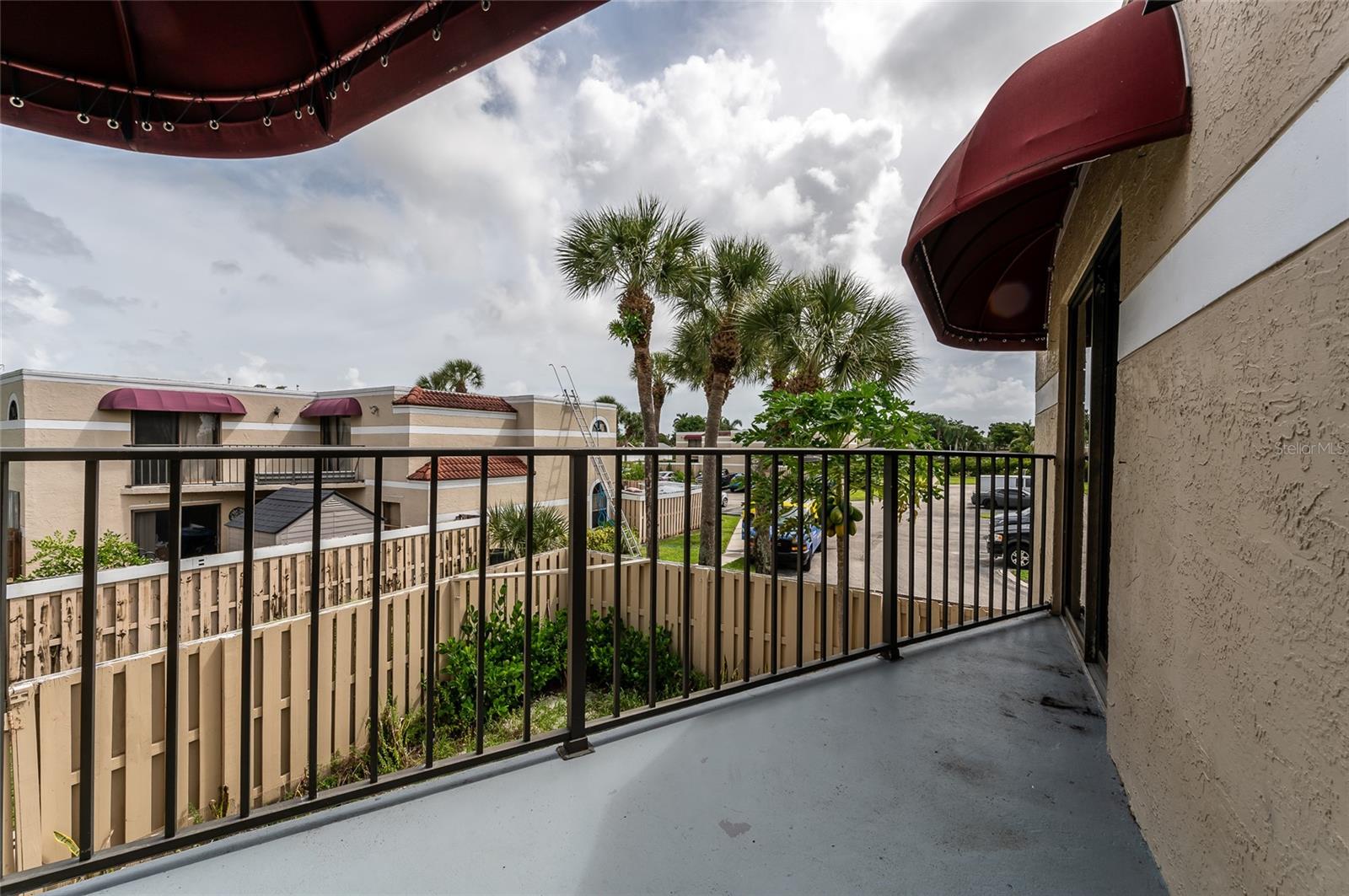 4075 VILLAGE DR #B, DELRAY BEACH, FL, 33445