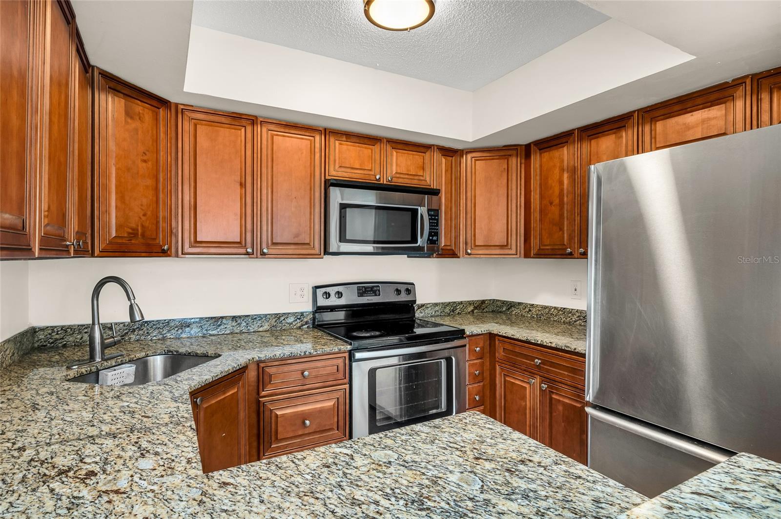 4075 VILLAGE DR #B, DELRAY BEACH, FL, 33445