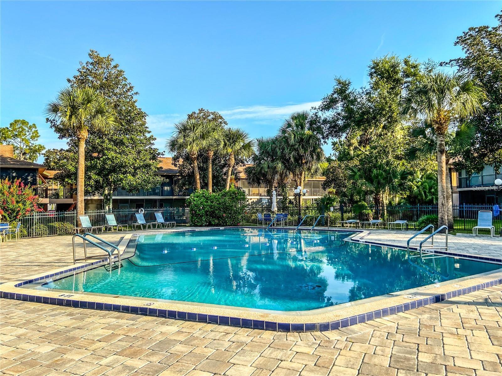 100 SWEETGUM WOODS CT #11D, DELTONA, FL, 32725