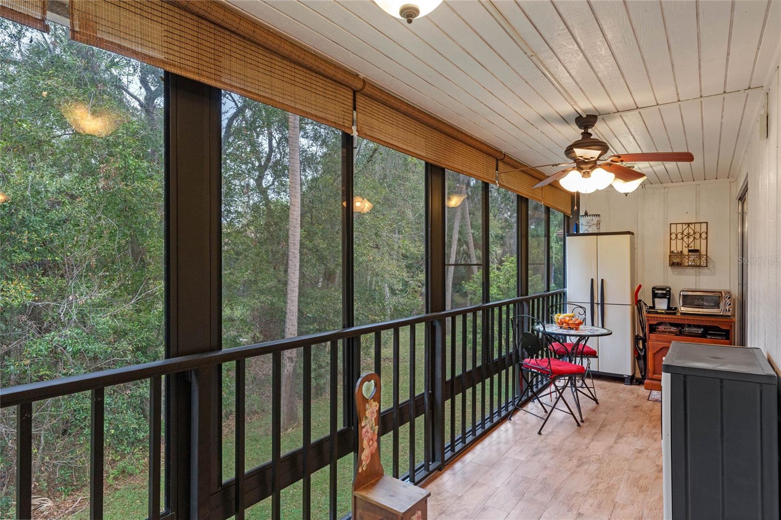 100 SWEETGUM WOODS CT #11D, DELTONA, FL, 32725