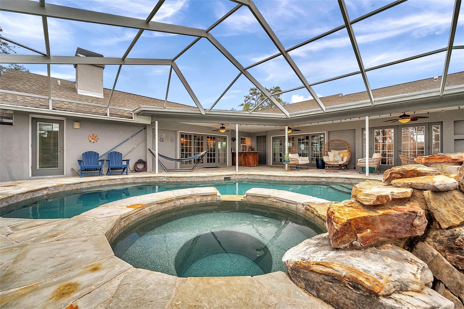 716 SAMANTHA DR, PALM HARBOR, FL, 34683