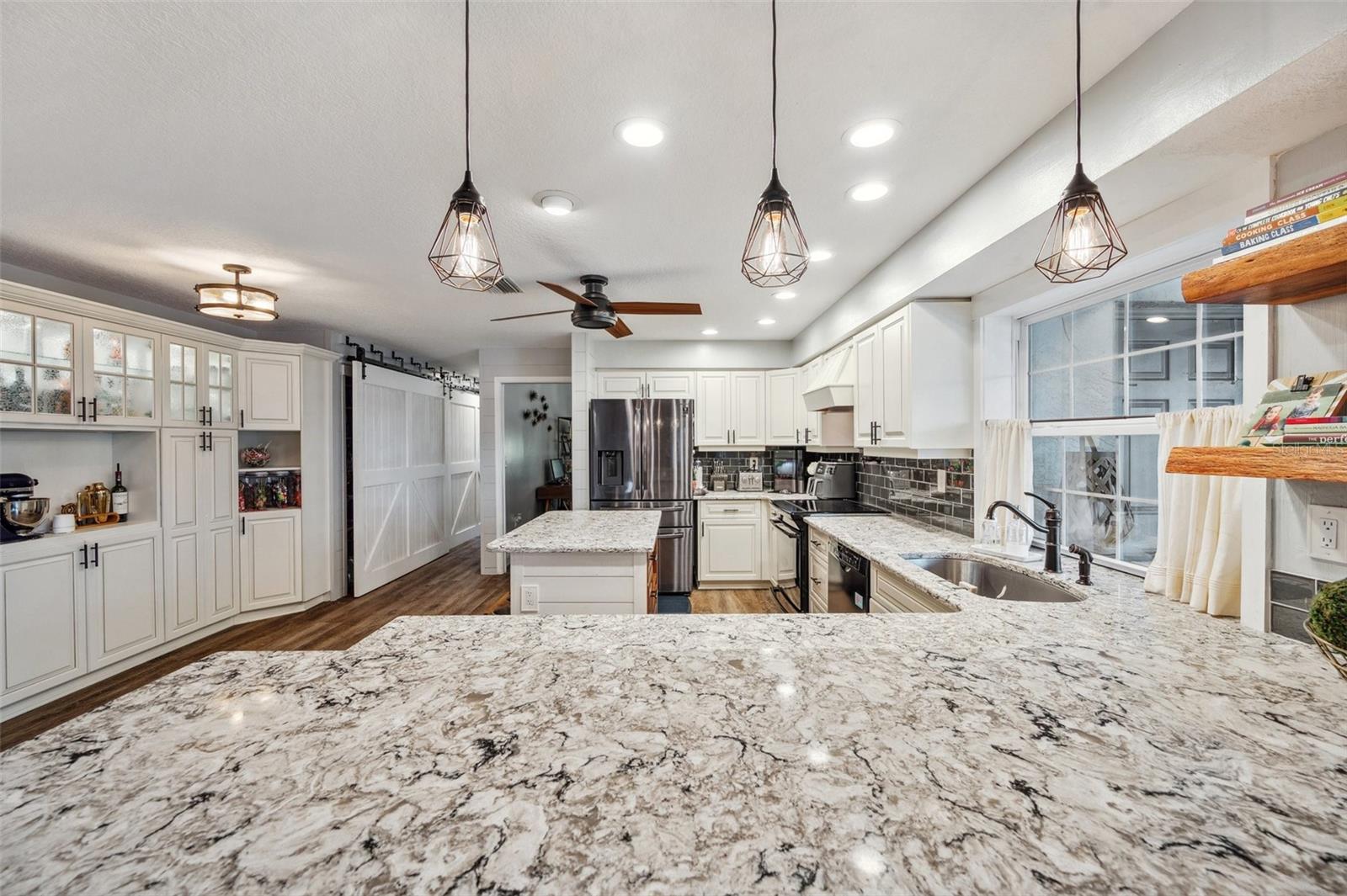 716 SAMANTHA DR, PALM HARBOR, FL, 34683