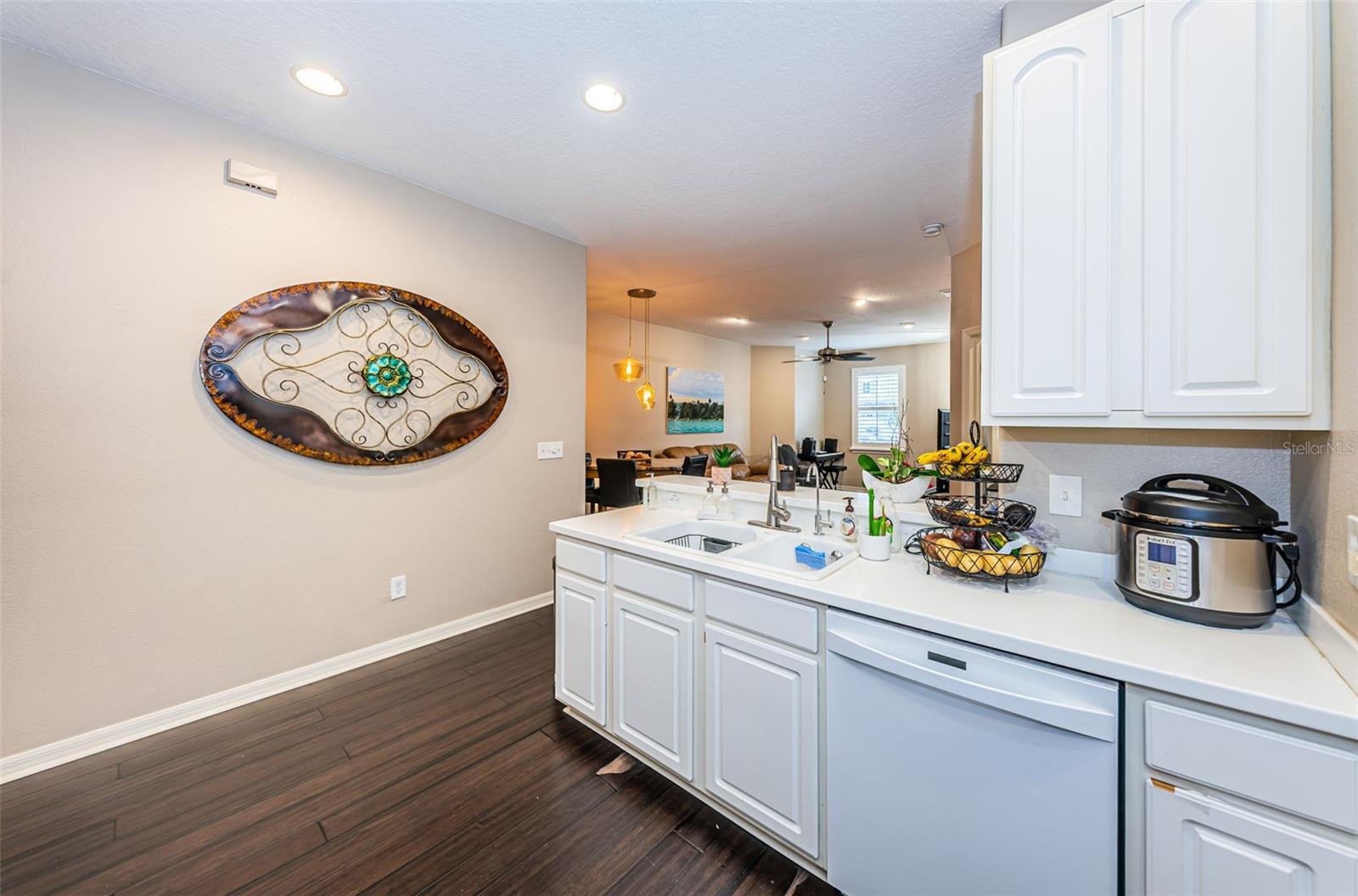 9411 CAVENDISH DR #107, TAMPA, FL, 33626