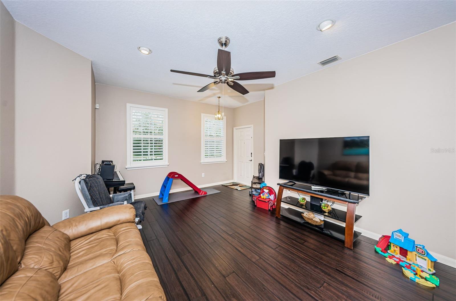 9411 CAVENDISH DR #107, TAMPA, FL, 33626