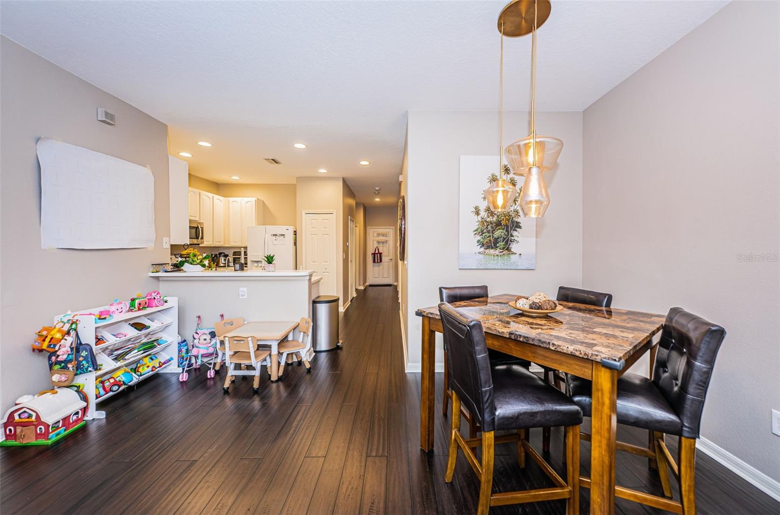 9411 CAVENDISH DR #107, TAMPA, FL, 33626