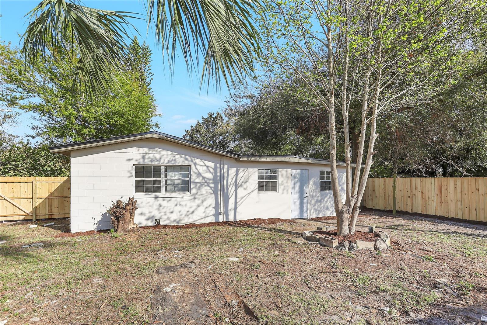 1300 MONTEGO LN, ORLANDO, FL, 32807