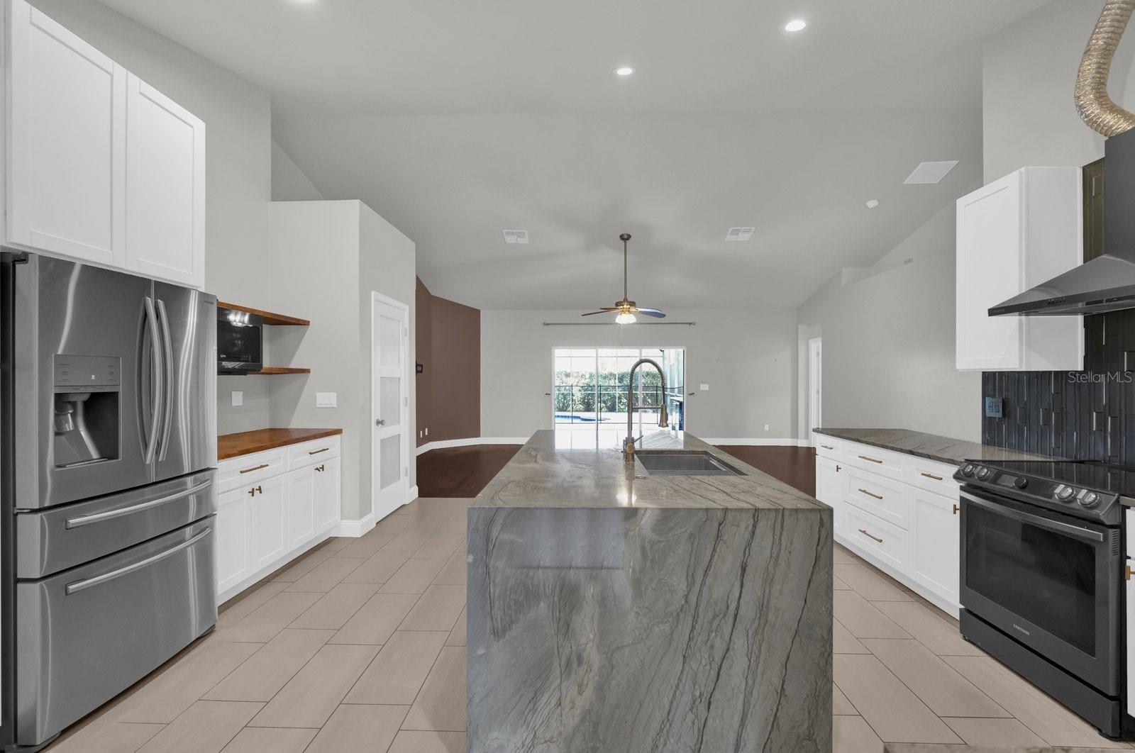 127 BLACKSTONE CREEK RD, GROVELAND, FL, 34736