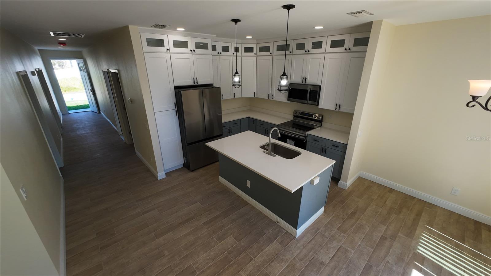1047 11TH AVE NW, LARGO, FL, 33770
