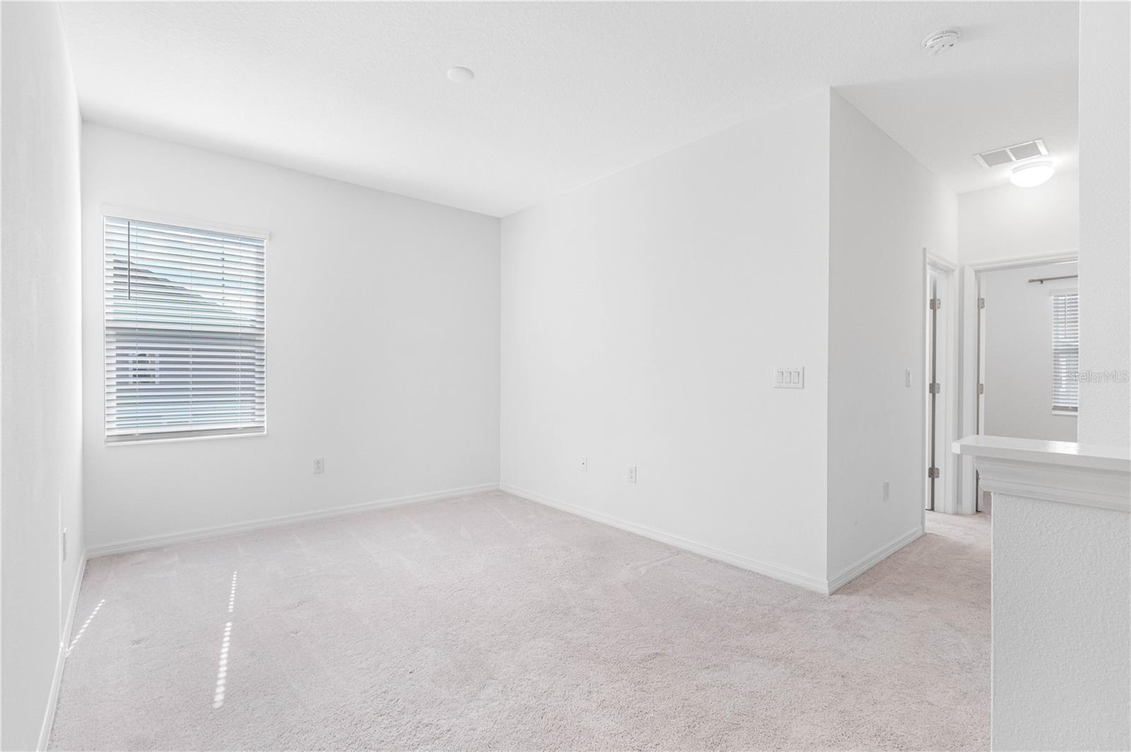5786 SPOTTED HARRIER WAY, LITHIA, FL, 33547