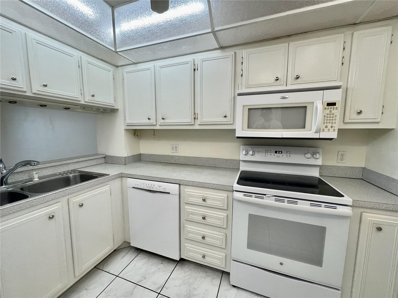 18304 GULF BLVD #610, REDINGTON SHORES, FL, 33708